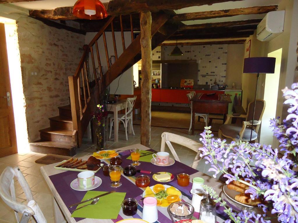 Maison D'Hotes La Maison De Leopold Terrasson Zewnętrze zdjęcie