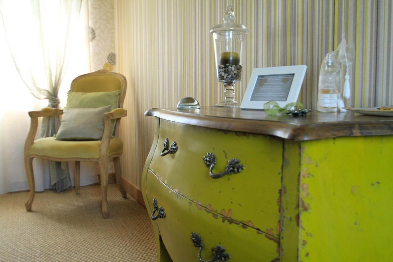 Maison D'Hotes La Maison De Leopold Terrasson Pokój zdjęcie